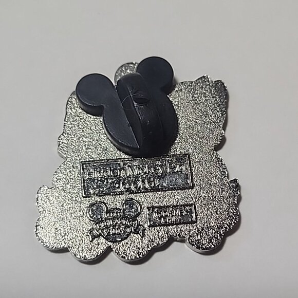 2007 Hidden Mickey Chip And Dale Eating Blueberries Pin - Picture 2 of 3